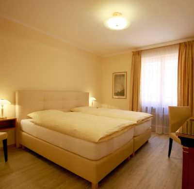 Hotel_Garni_Golf_Ascona_2019_Doppelzimmer_Classic 23-2