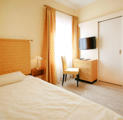 Hotel_Garni_Golf_Ascona_2019_Einzelzimmer_Classic